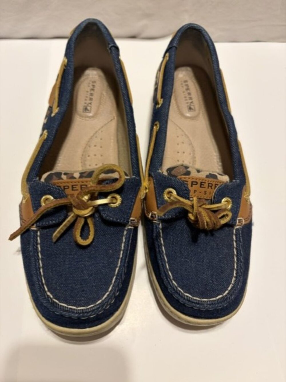 Sperry Angelfish Blue Denim Lepard Print Size 7.5M